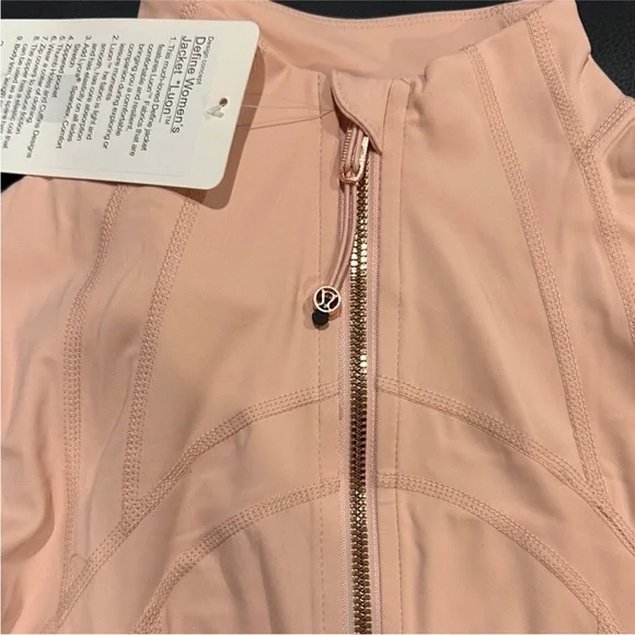 NWT Lululemon Define Track
Jacket Pink Zip-Up Jacket leggings set - Picture 4 of 4